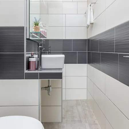 In With Wifi * Пула