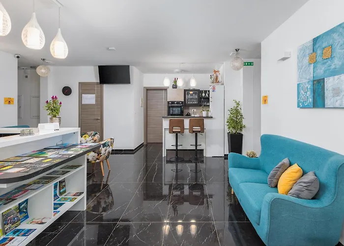 In With Wifi Apartment *