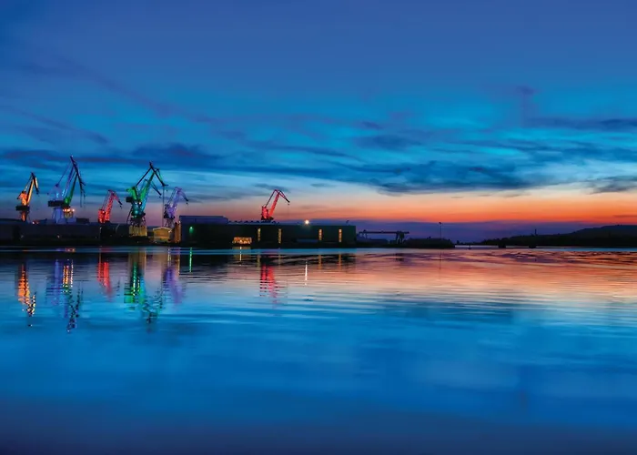 In With Wifi Apartment